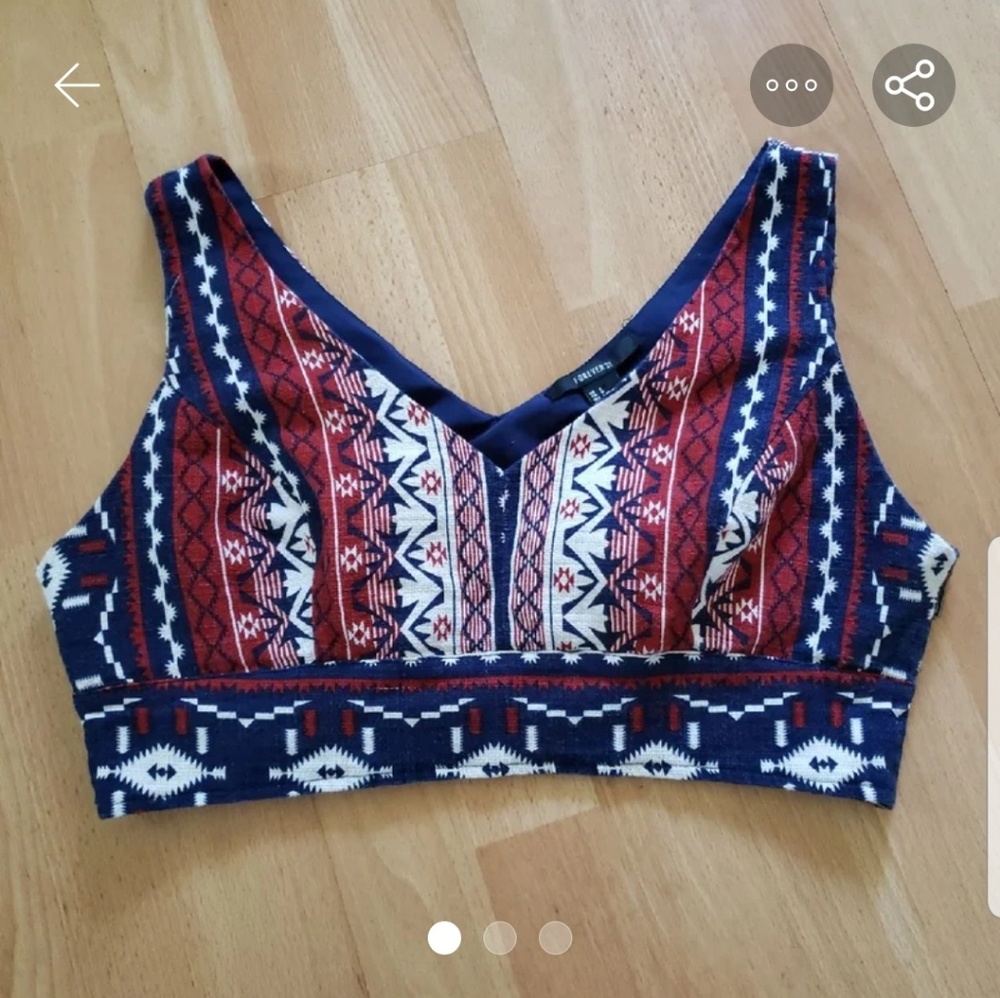 Crop top